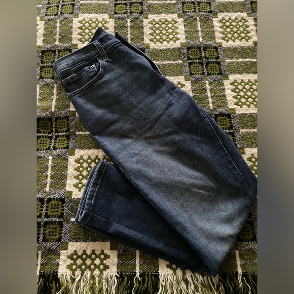 Levi’s Like New High Waisted Jeans!!! - Picture 3 of 5